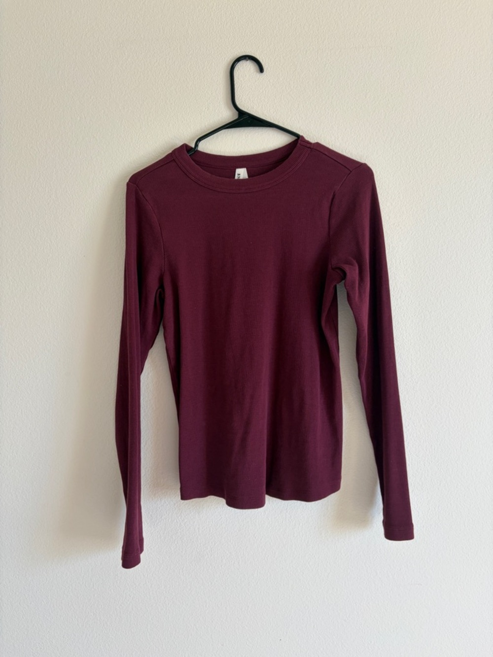 Pact Long Sleeve Crewneck Top in Wine